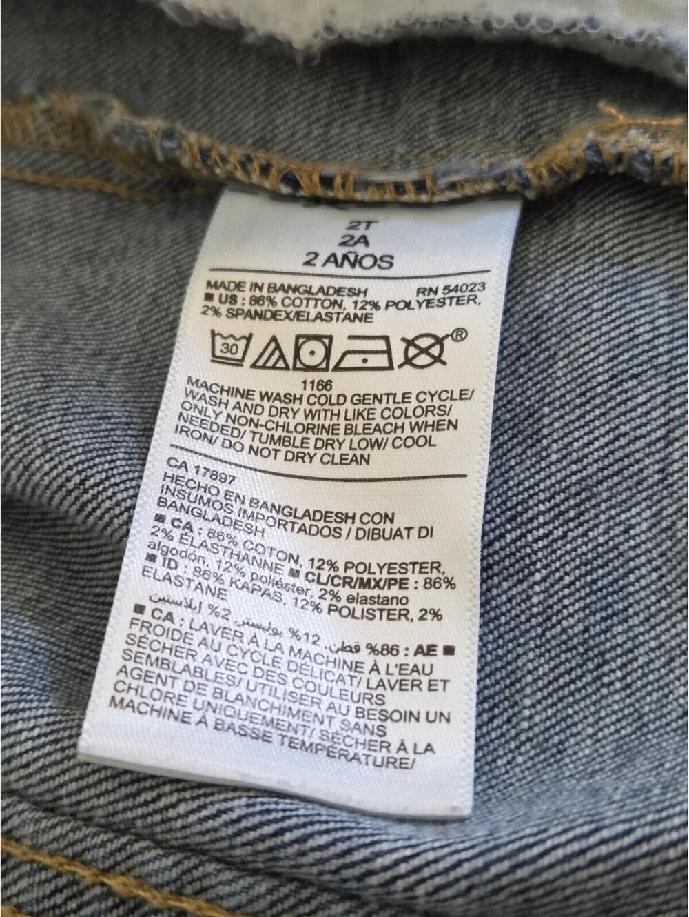 Old Navy Toddler Girls Denim Jean Jacket Size 2T Blue Button Front Stretch